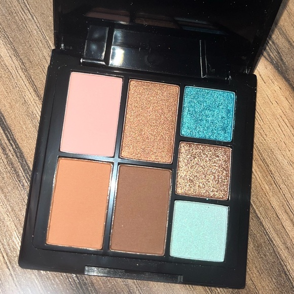 Reina Rebelde Other - Reina Rebelde Eyeshadow Palette